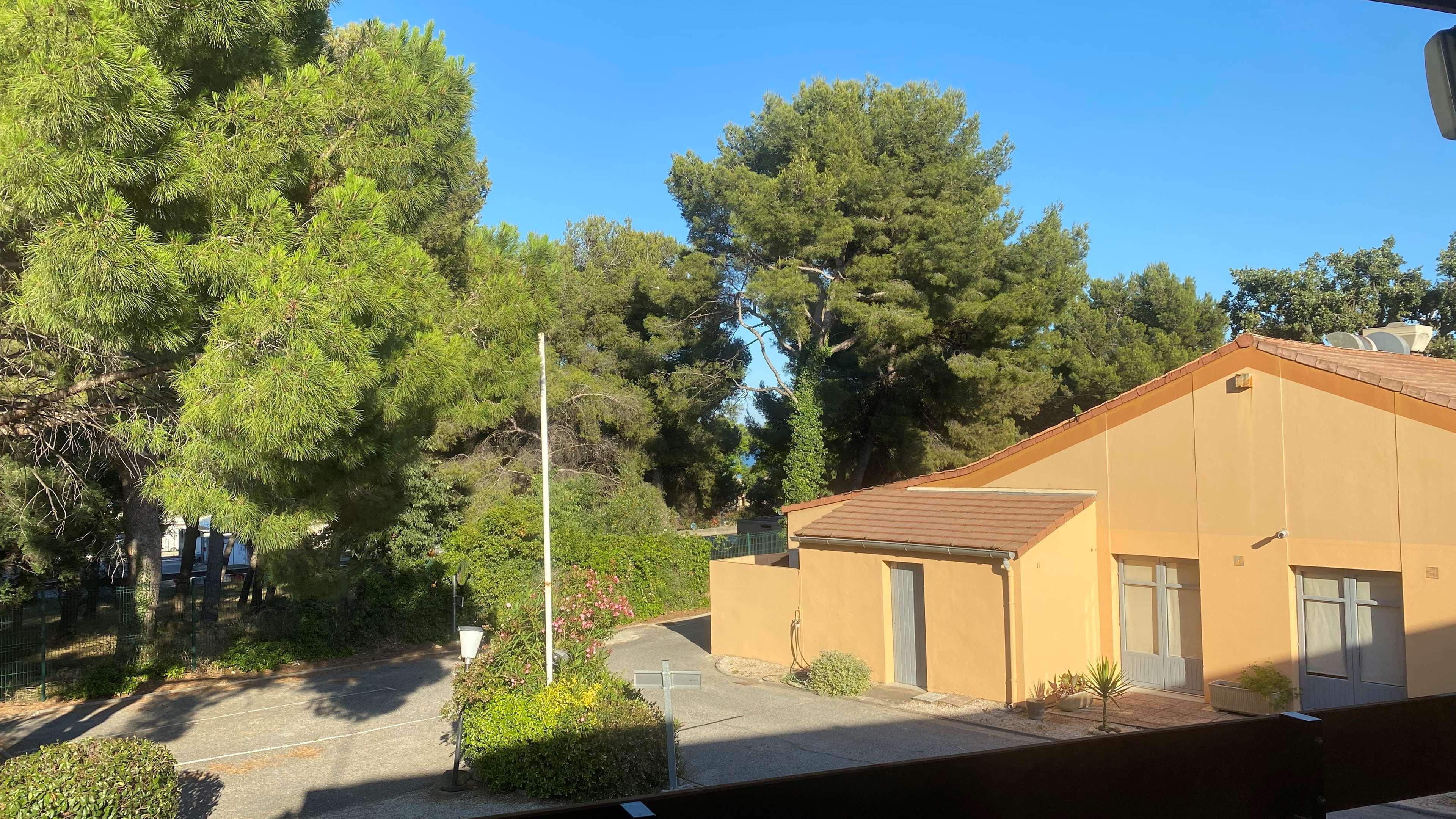 Kyriad Direct Marseille Ouest - Martigues Eksteriør bilde