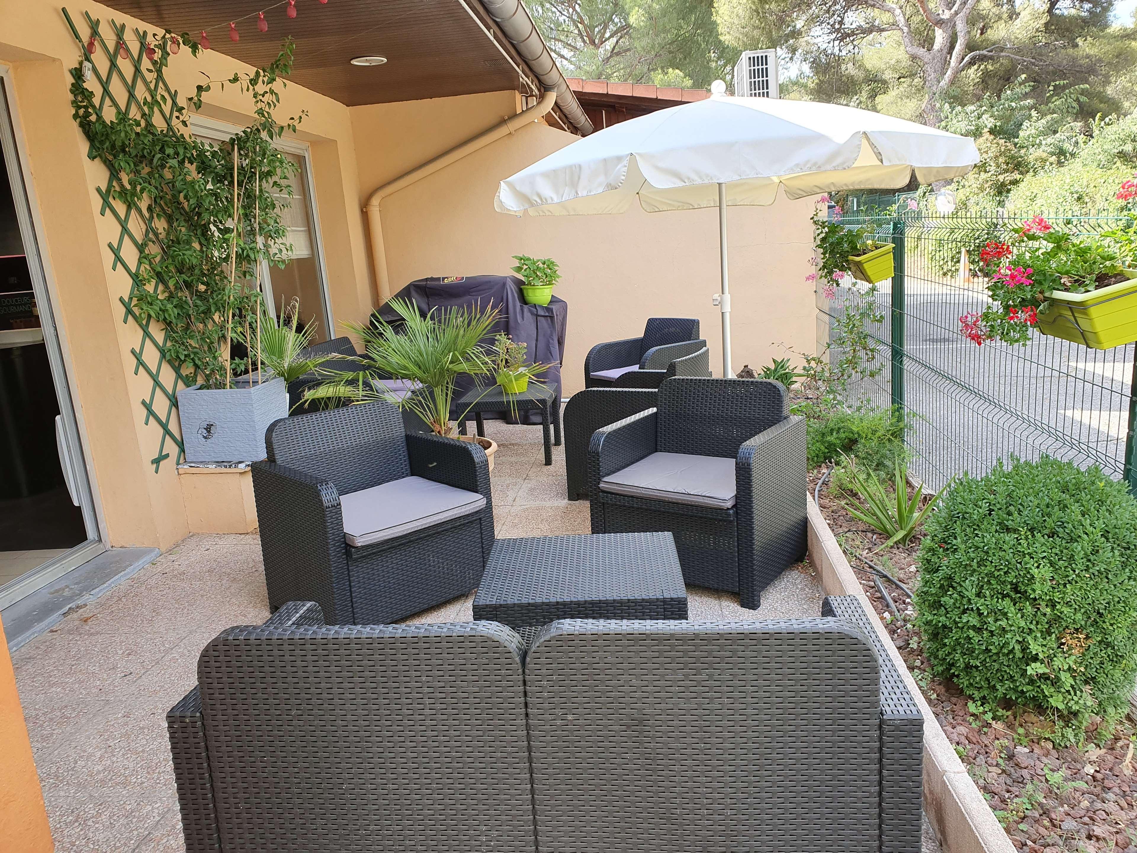 Kyriad Direct Marseille Ouest - Martigues Eksteriør bilde