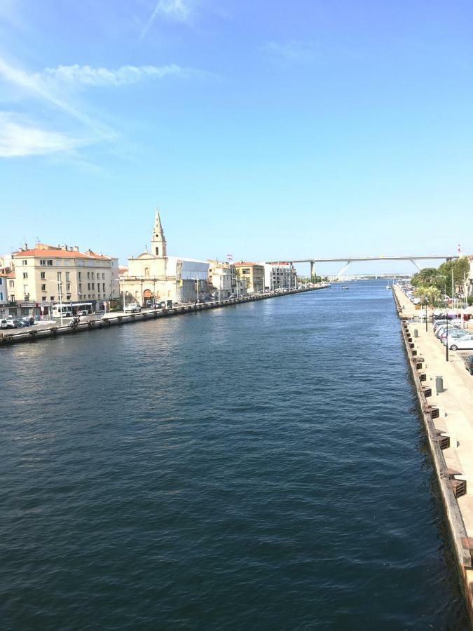 Kyriad Direct Marseille Ouest - Martigues Eksteriør bilde